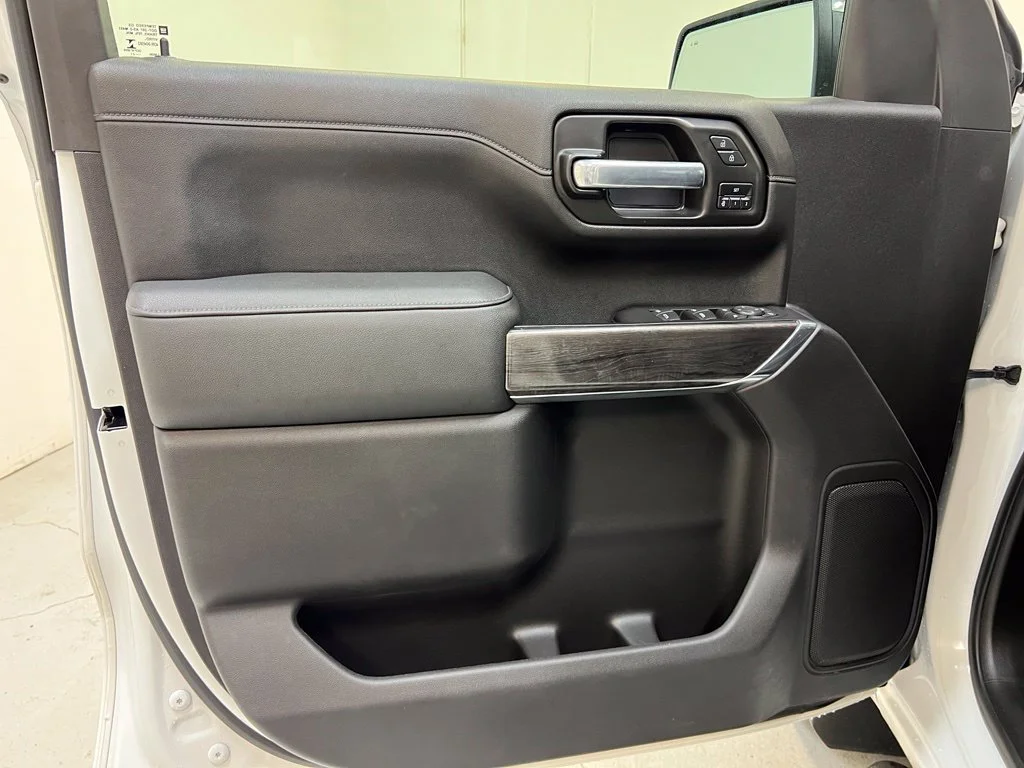 2021 Chevrolet Silverado 1500 LTZ - Photo 13