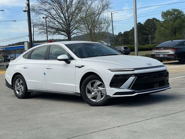 2026 Hyundai SONATA SE