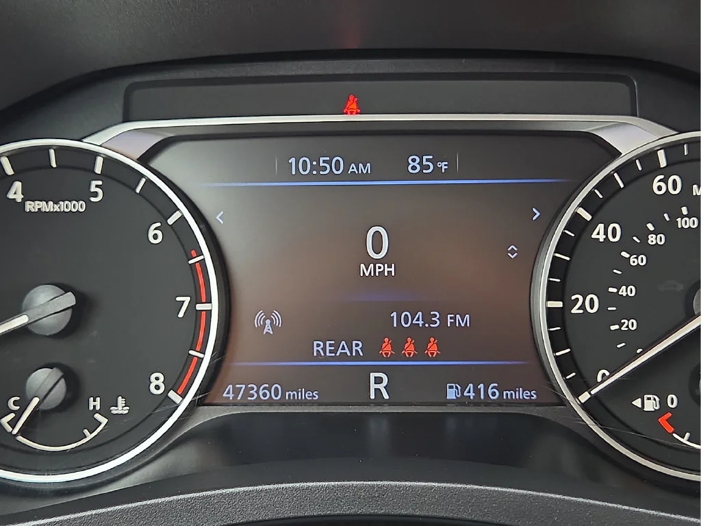 Used 2025  Nissan SV image 18