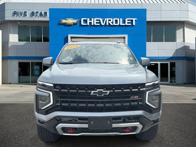 Used 2025 Gray Chevrolet Z71 image 2