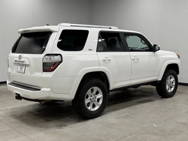 Used 2015 White Toyota SR5 Premium image 12