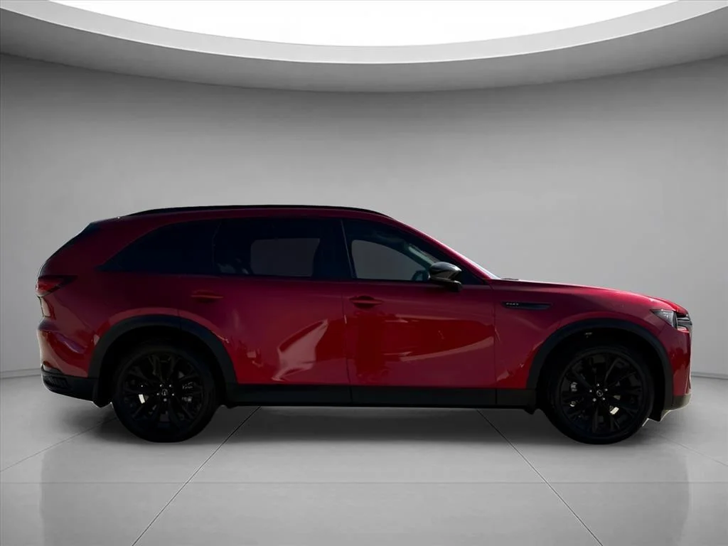 Used 2025 Soul Red Crystal Metallic Mazda Premium Sport image 4
