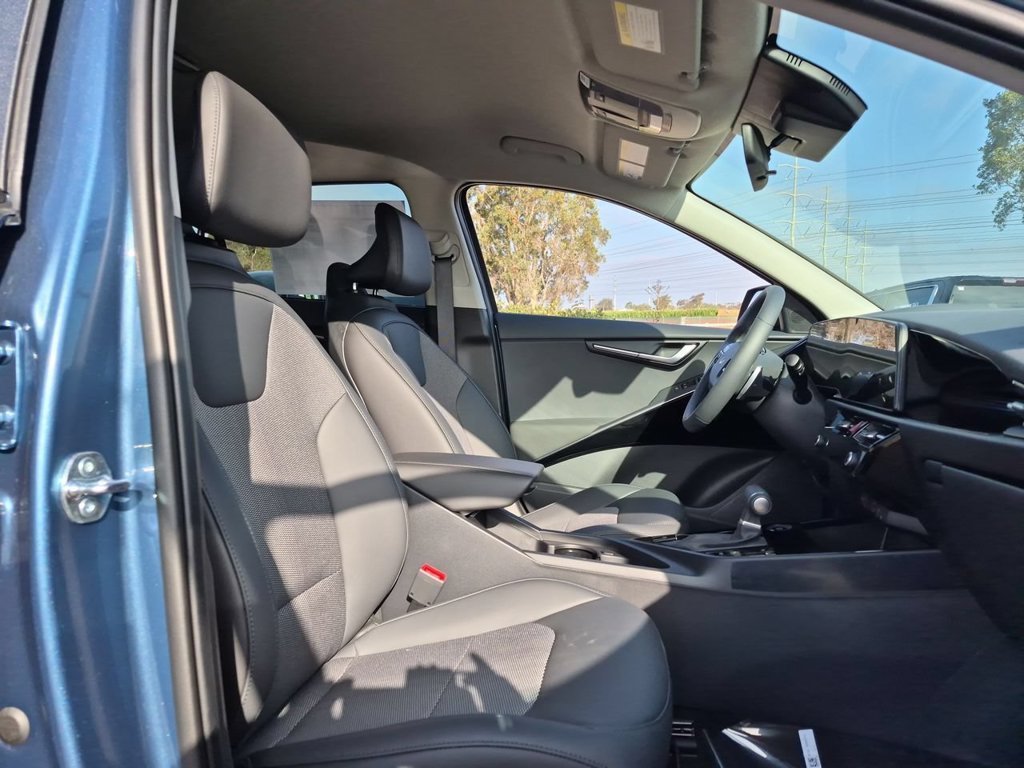 New 2026 Mineral Blue Kia EX image 28