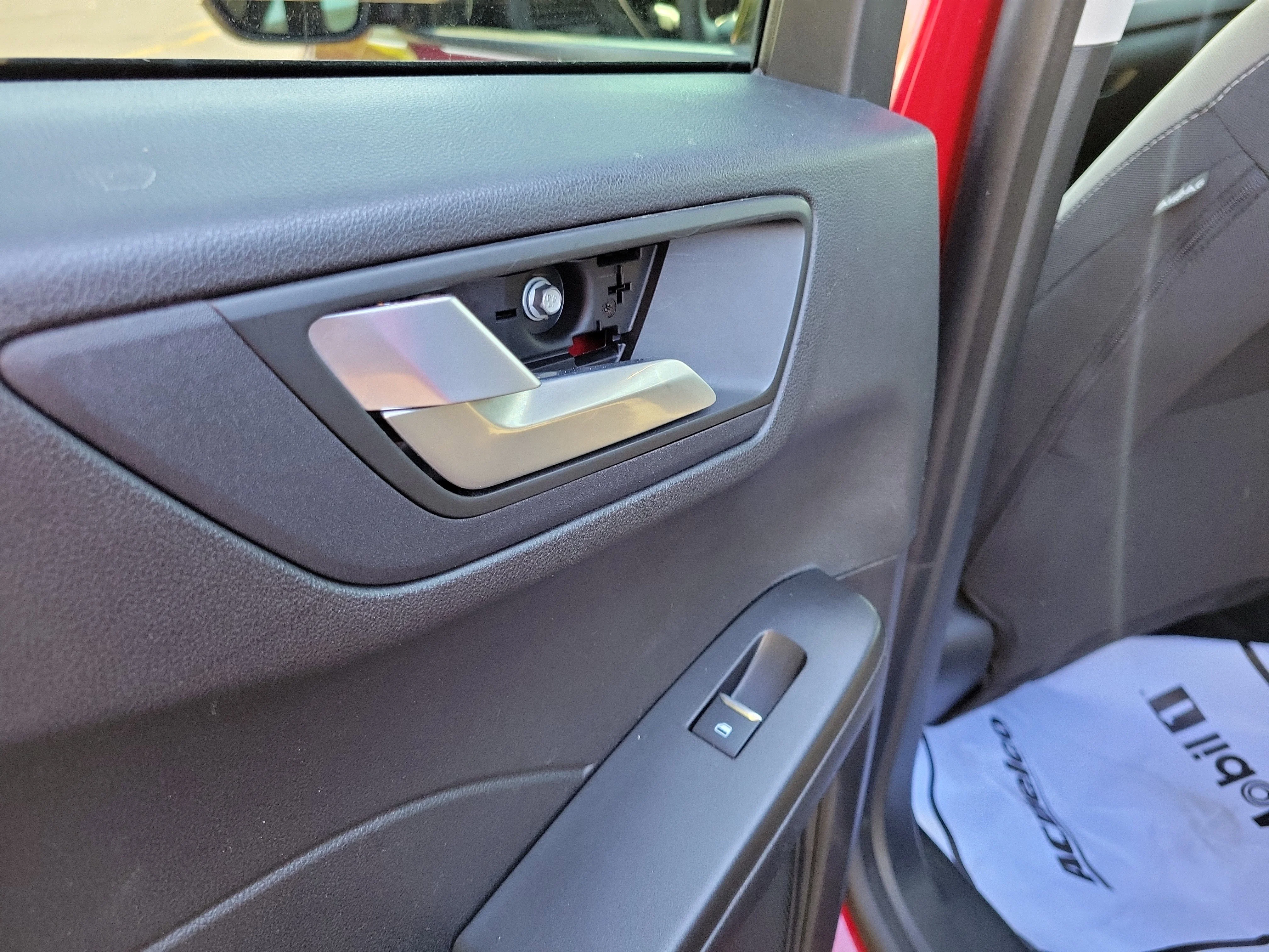 2021 Ford Escape SE - Photo 13