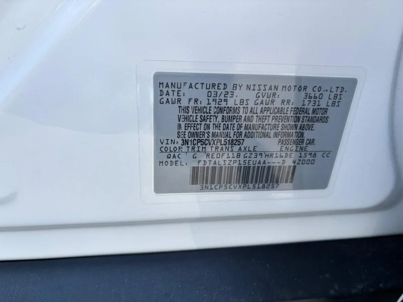 Used 2023 Aspen White Tricoat Nissan SV image 18
