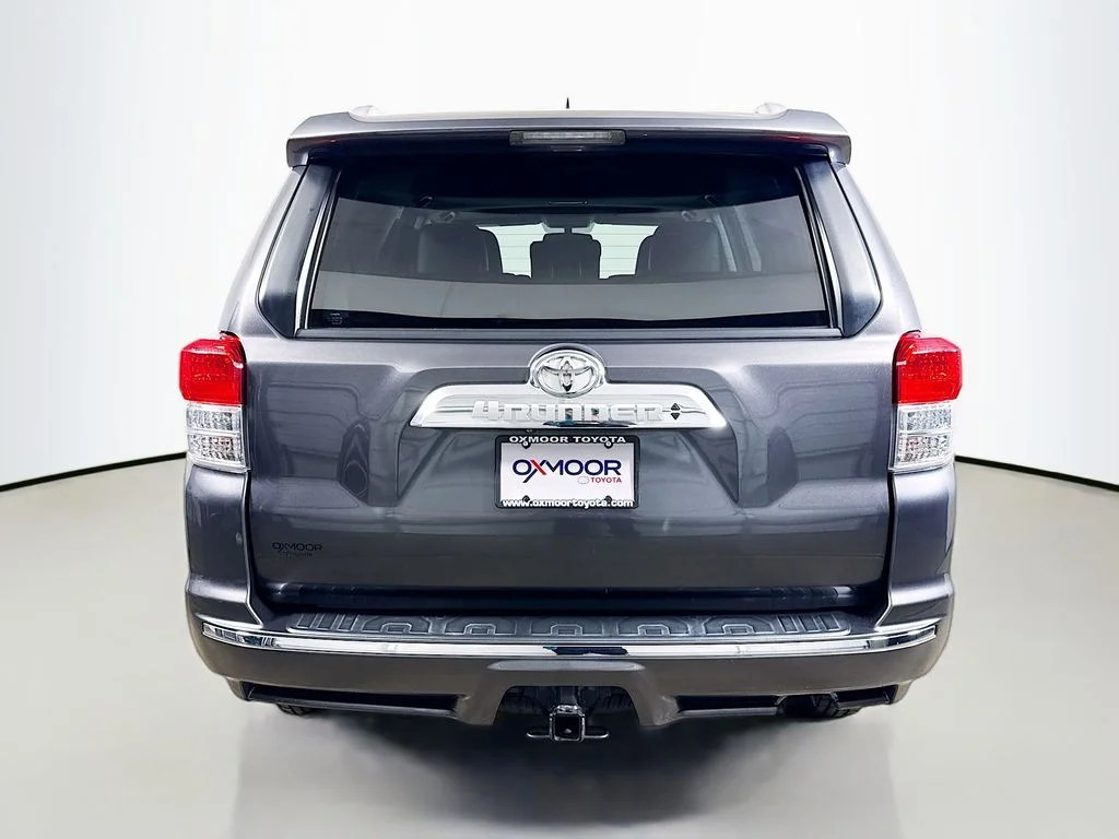 Used 2012 Magnetic Gray Metallic Toyota Limited image 6