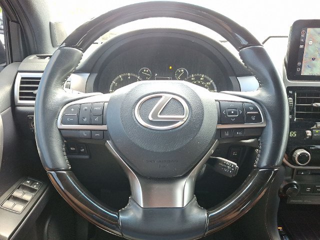 Used 2022  Lexus 460 image 21