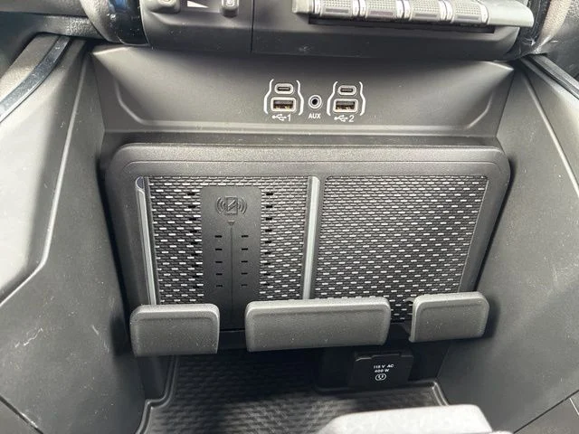 New 2026 Canyon Lake Exterior Paint RAM Laramie image 27