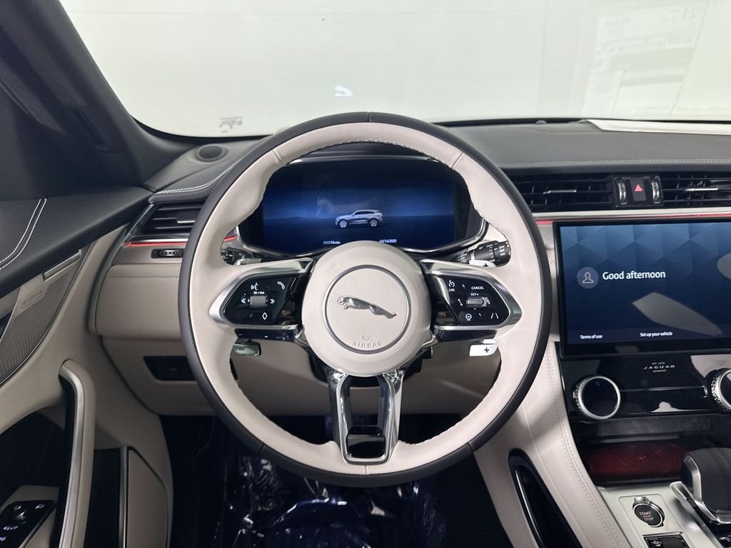 2026 Jaguar F-Pace R-Dynamic S - Photo 14