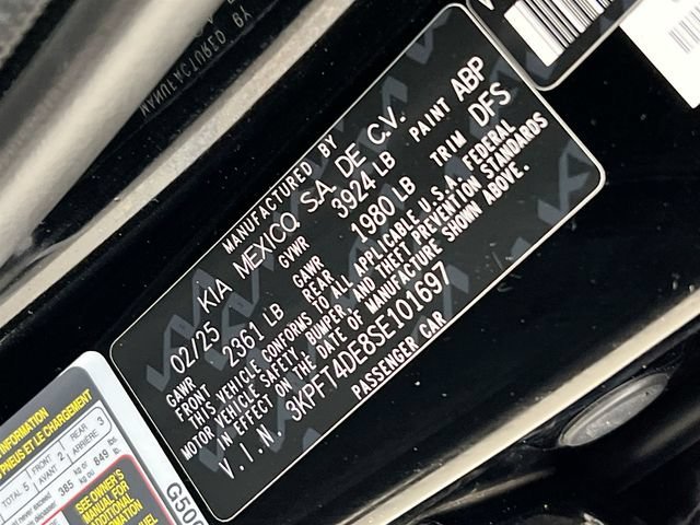 Used 2025 Black Kia LXS image 40