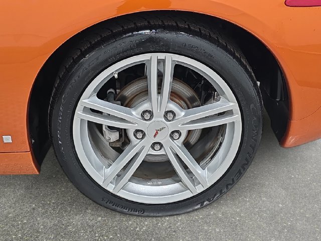 Used 2008 Atomic Orange Metallic Chevrolet Base image 28