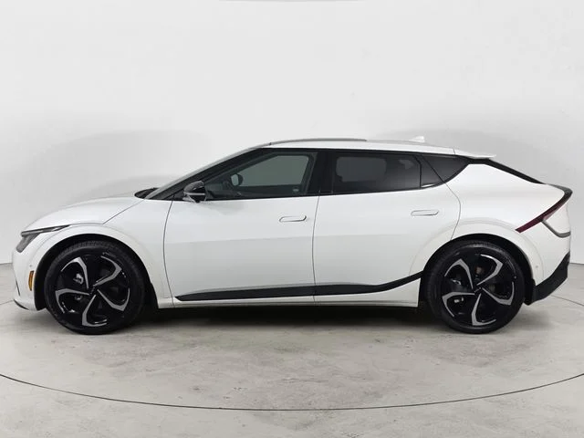Used 2023 Kia EV6 GT-Line with VIN KNDC4DLC5P5108917 for sale in Eugene, OR