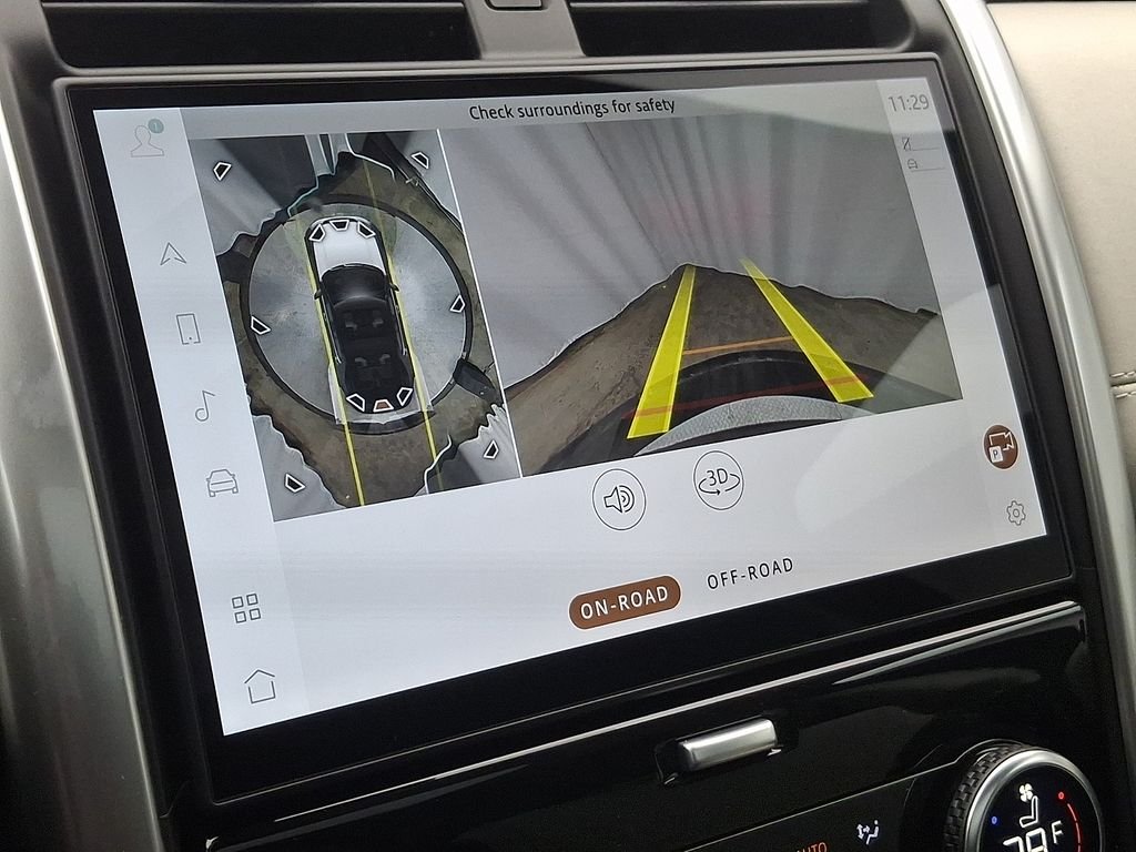 New 2026 Eiger Grey Land Rover S image 16