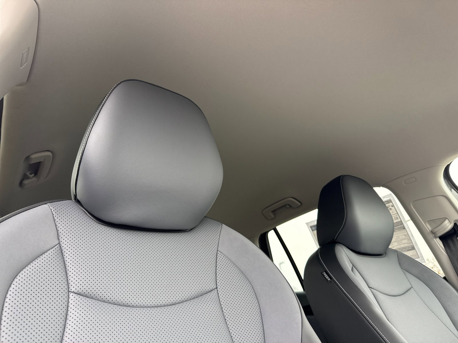 New 2026 Platinum Gray Metallic Volkswagen SE image 16