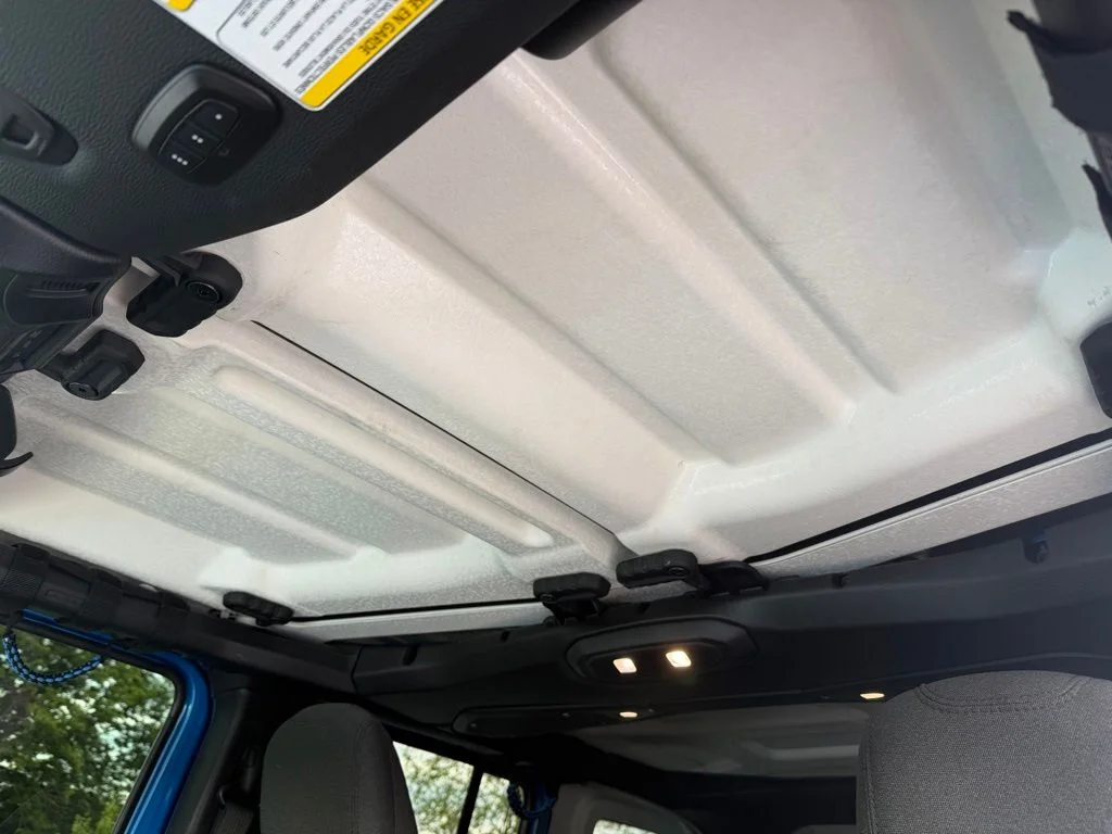 Used 2024 Blue Jeep Sahara image 13