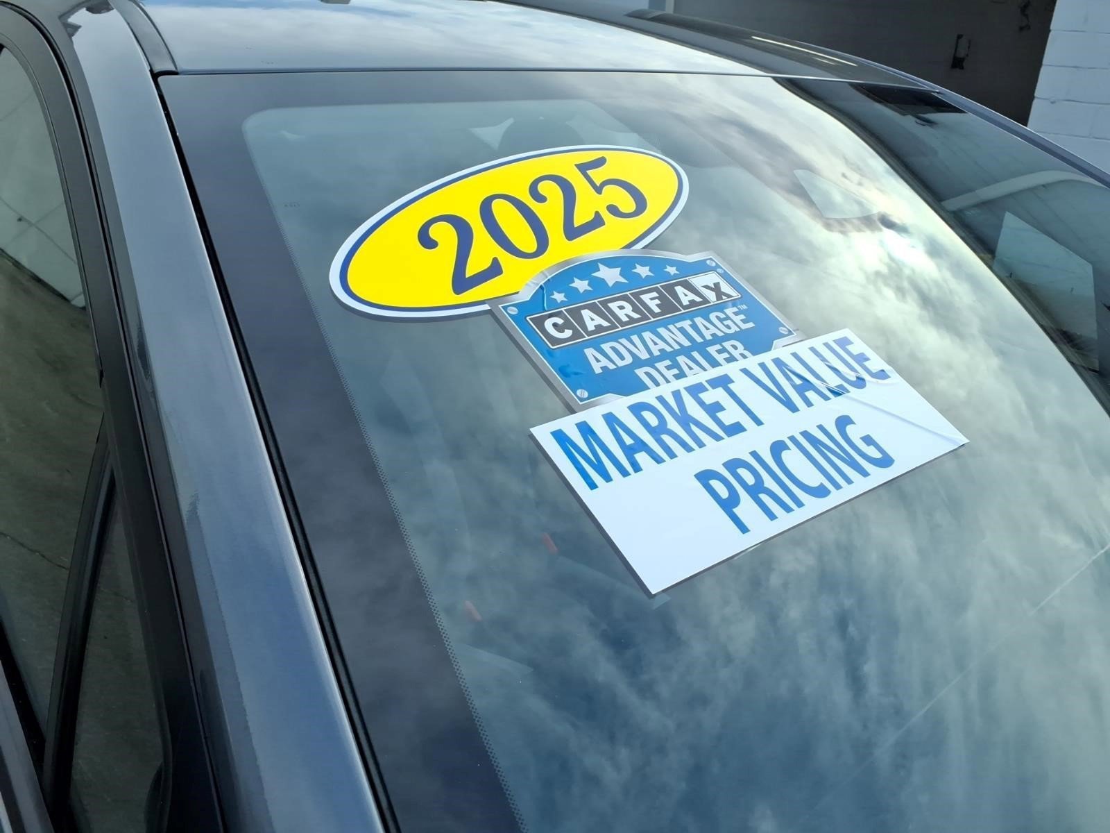 Used 2025 Gun Metallic Nissan 1.6 S image 9