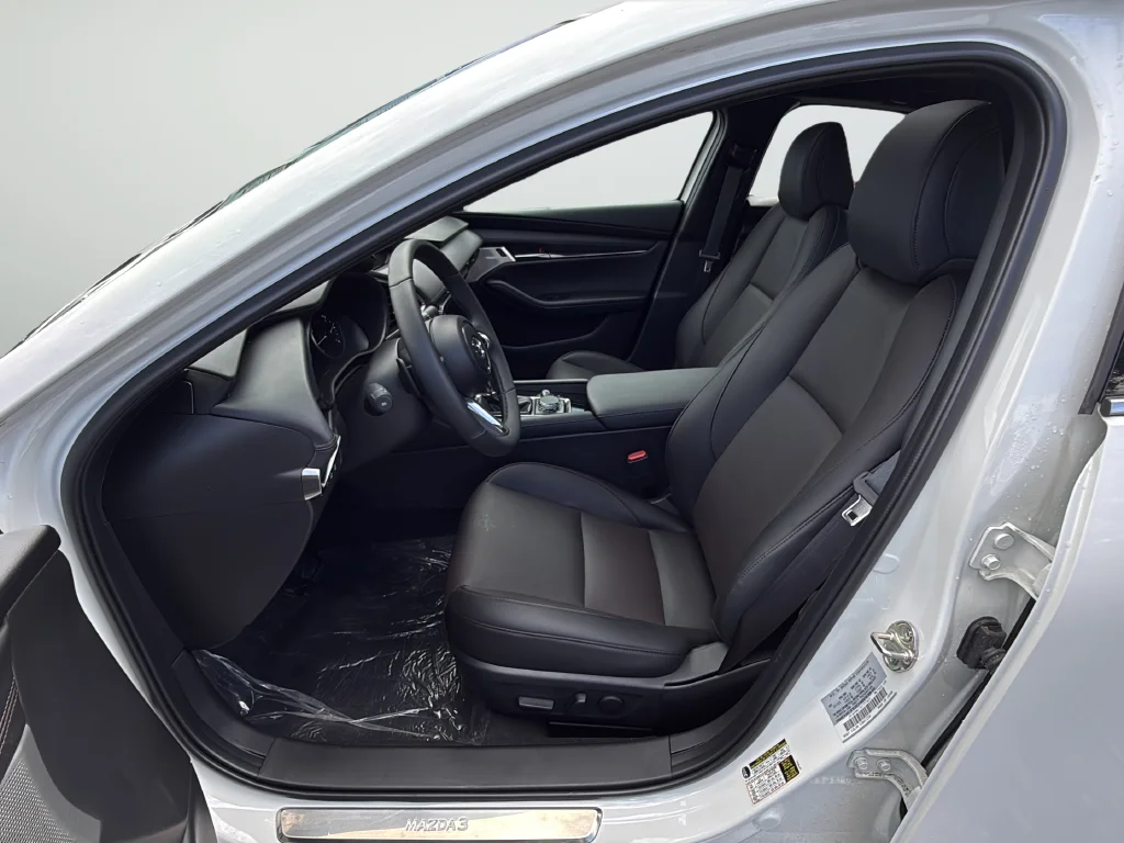 Used 2025 White Mazda 2.5 Turbo Premium Plus Package image 10