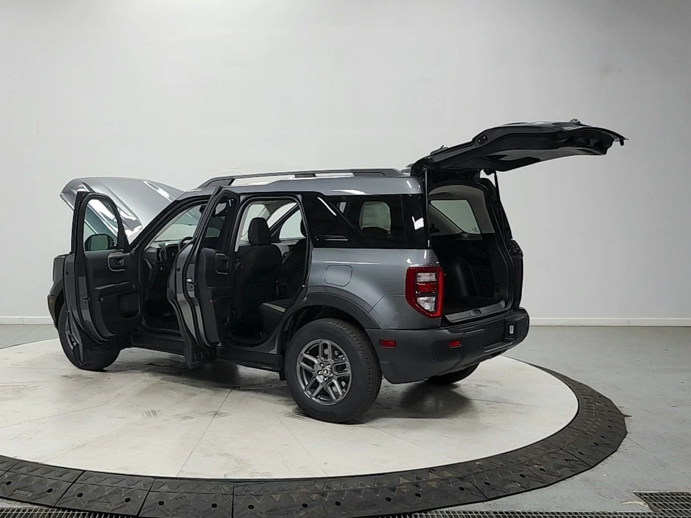 New 2026 Carbonized Gray Metallic Ford Big Bend® image 13