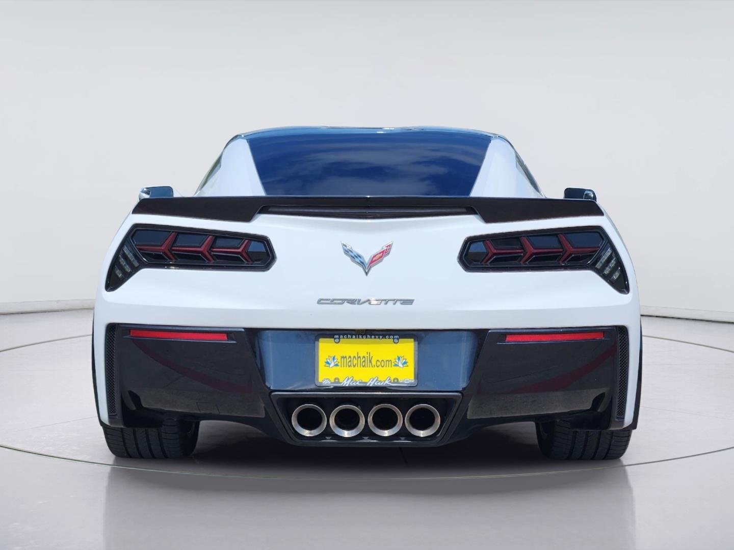 2016 Chevrolet Corvette Stingray photo 6 of 32