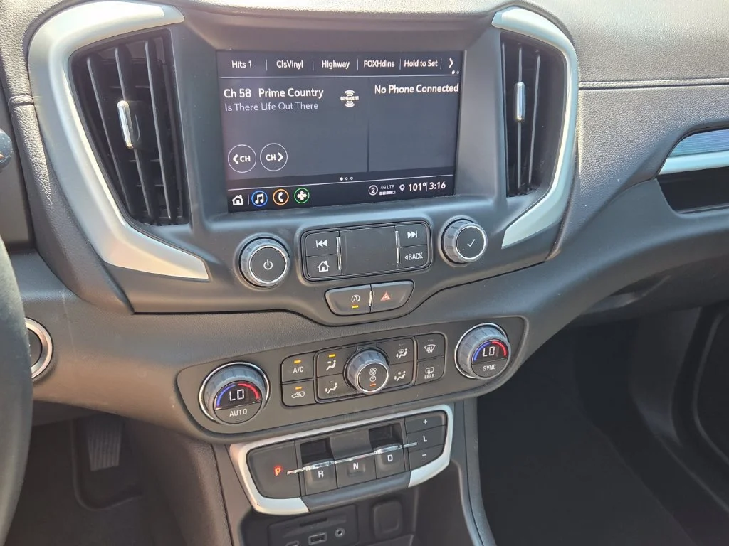Used 2023 SUMMIT WHITE GMC SLT image 21