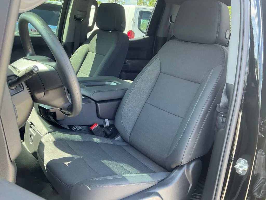 Used 2026 Black Chevrolet Custom image 29