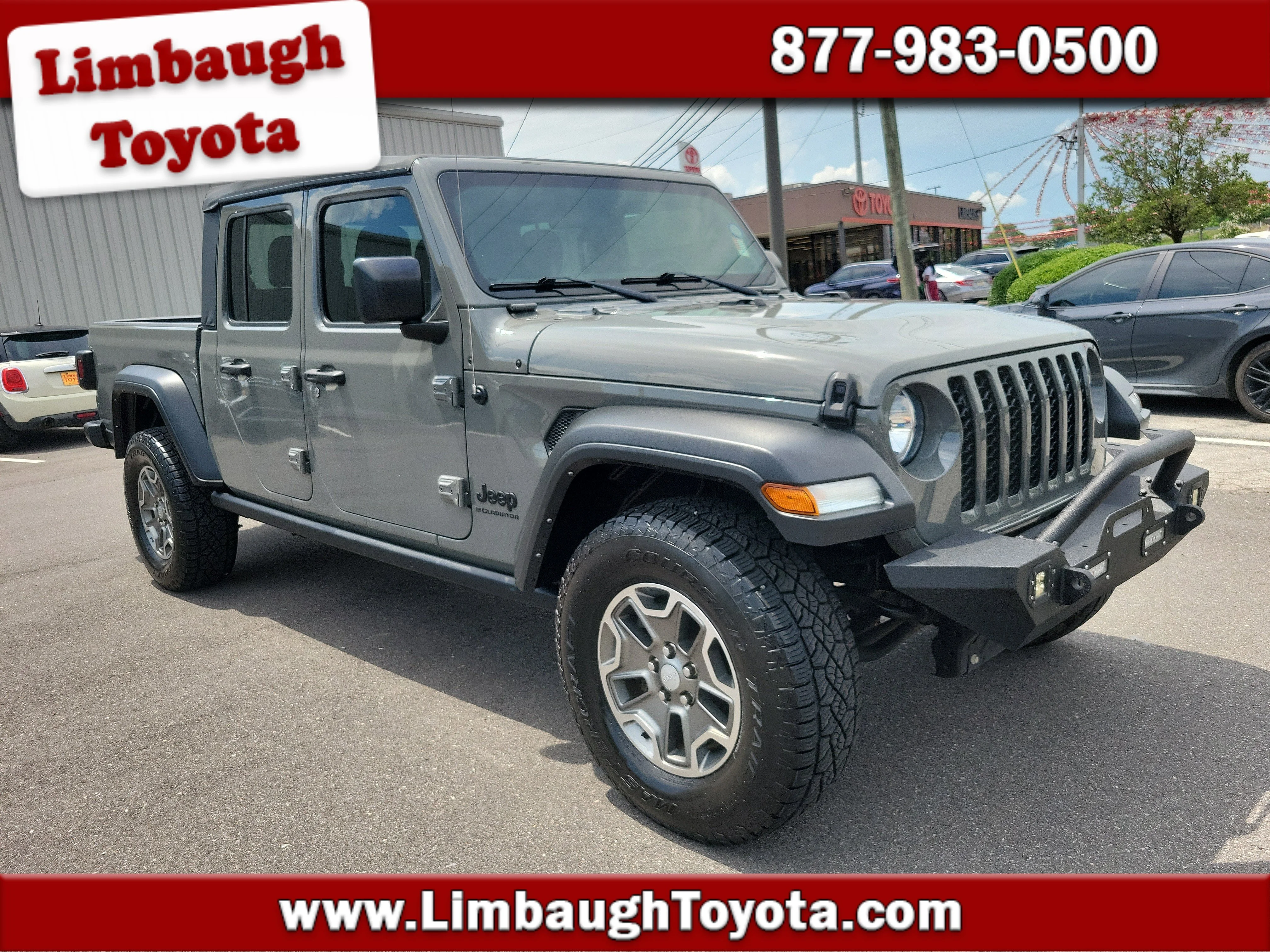 2023 Jeep Gladiator Sport's photo