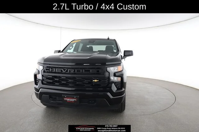Used 2024 Black Chevrolet Custom image 31