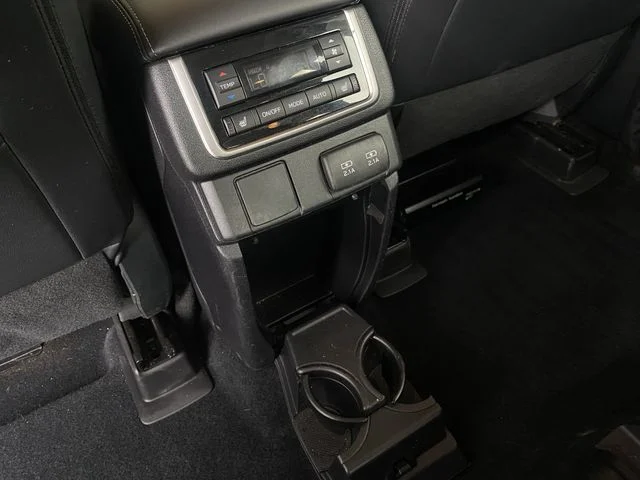 Used 2021 Ice Silver Metallic Subaru Limited image 15
