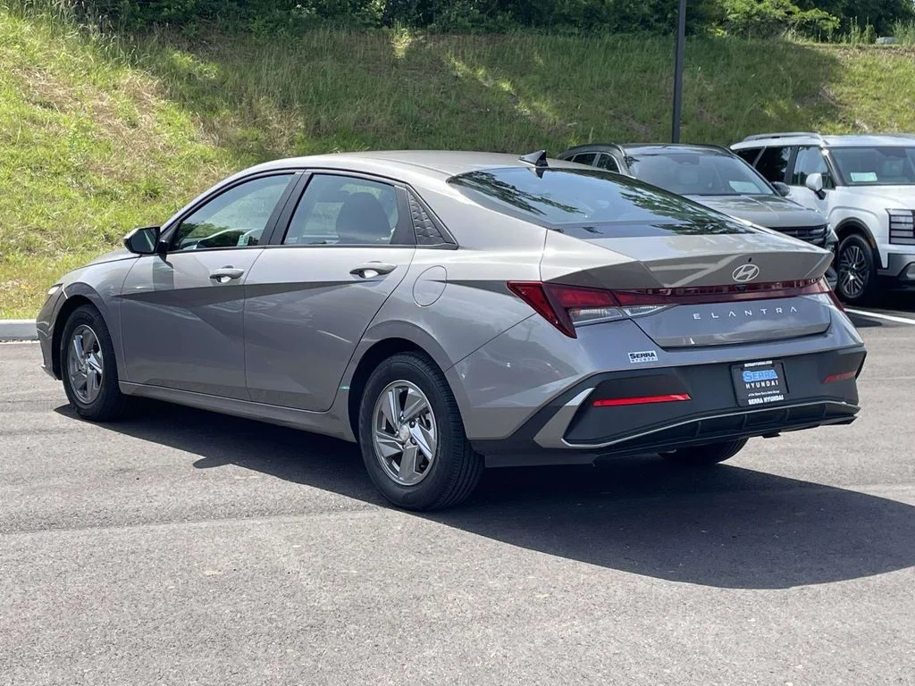 Certified Used 2024 Silver Hyundai SE image 5
