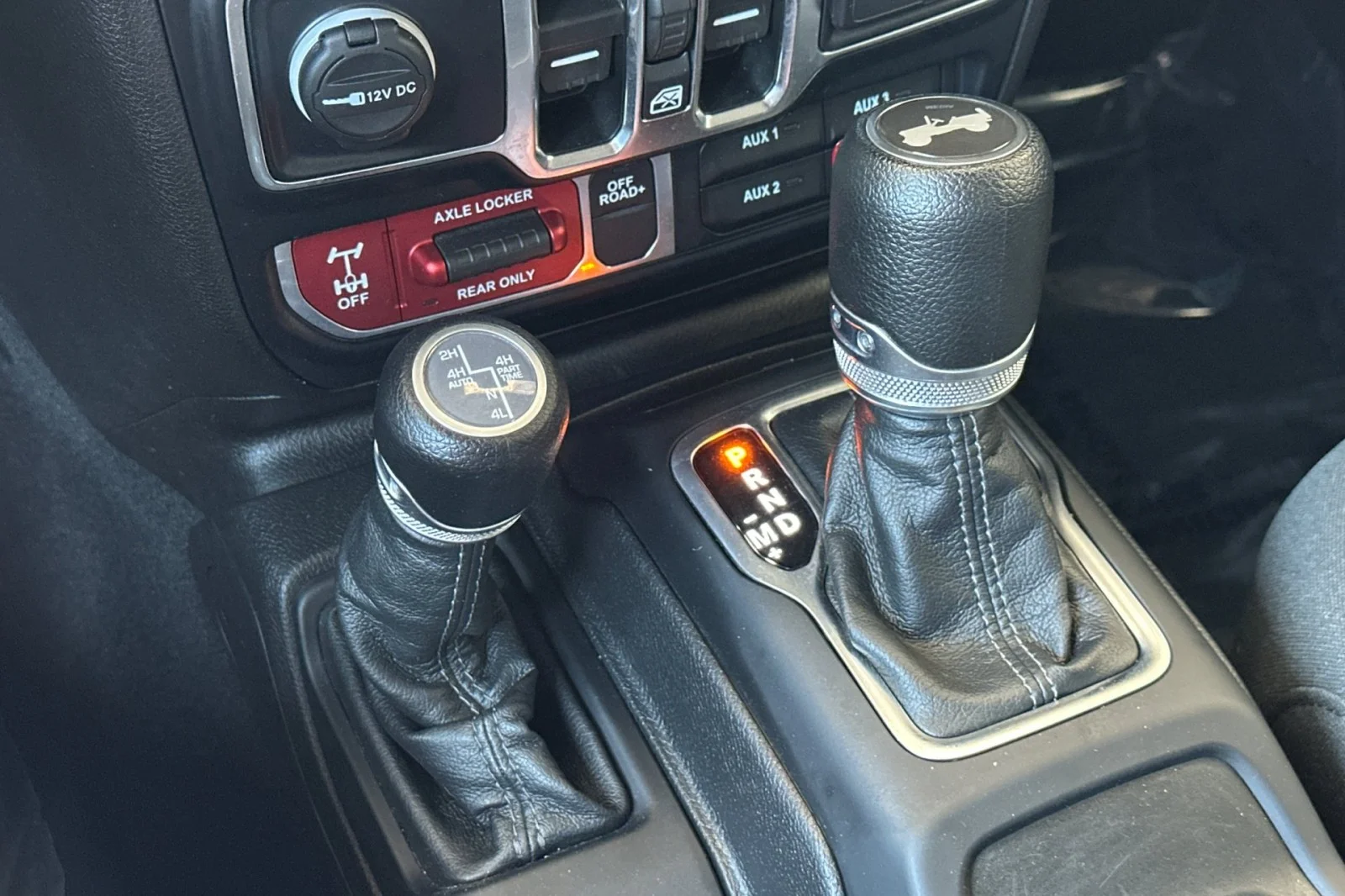 Used 2024 BIKINI PEARL Jeep Willys image 21