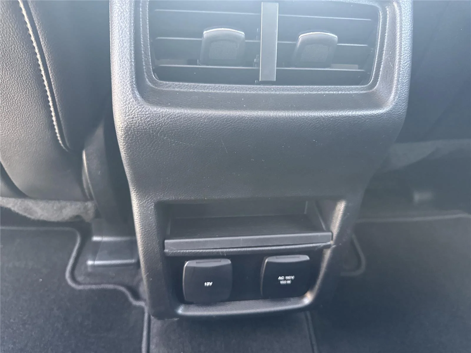 Used 2018 Ingot Silver Ford SEL image 31