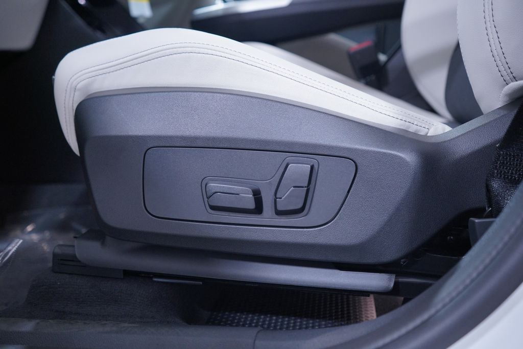 New 2027  BMW xDrive28i image 8