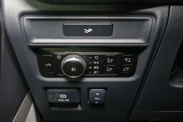 Used 2026  Ford Lariat image 38