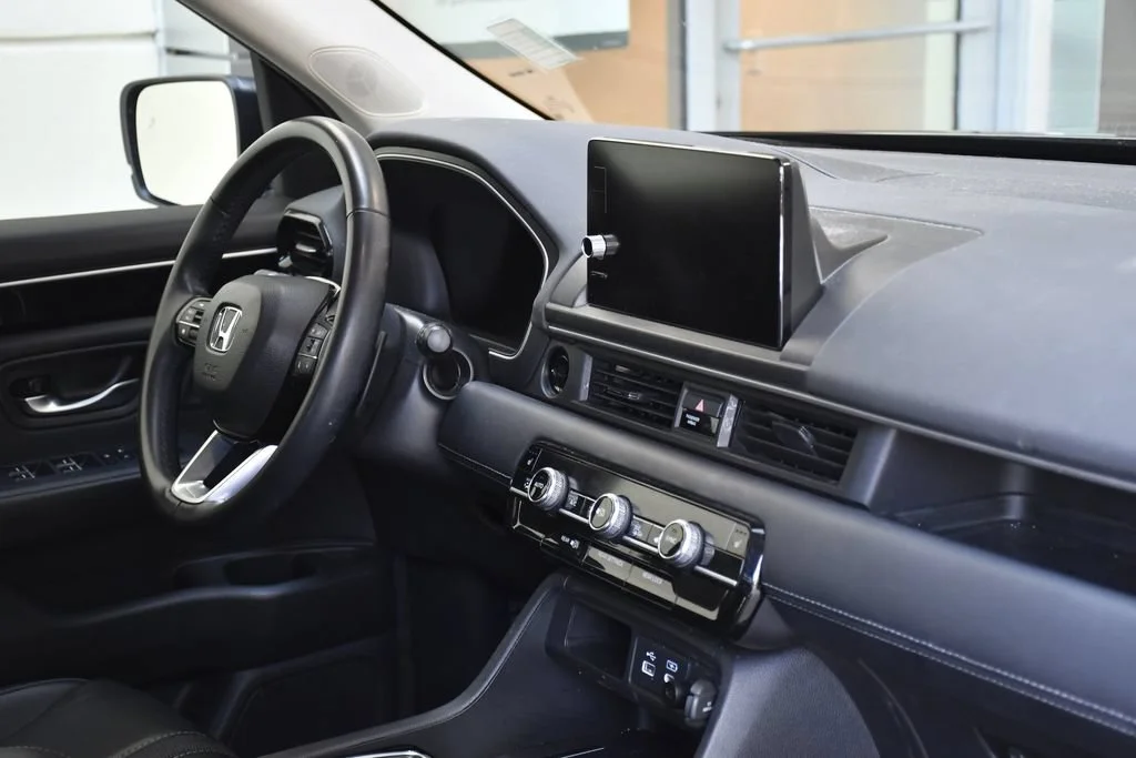 Used 2024 Modern Steel Metallic Honda EX-L 7 Passenger image 27