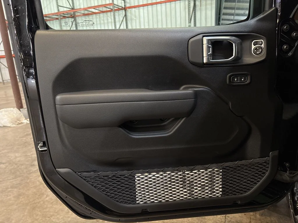 New 2026 Black Jeep 85th Anniversary Edition image 17