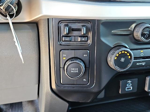 New 2027 Oxford White Ford F-350® XL image 48