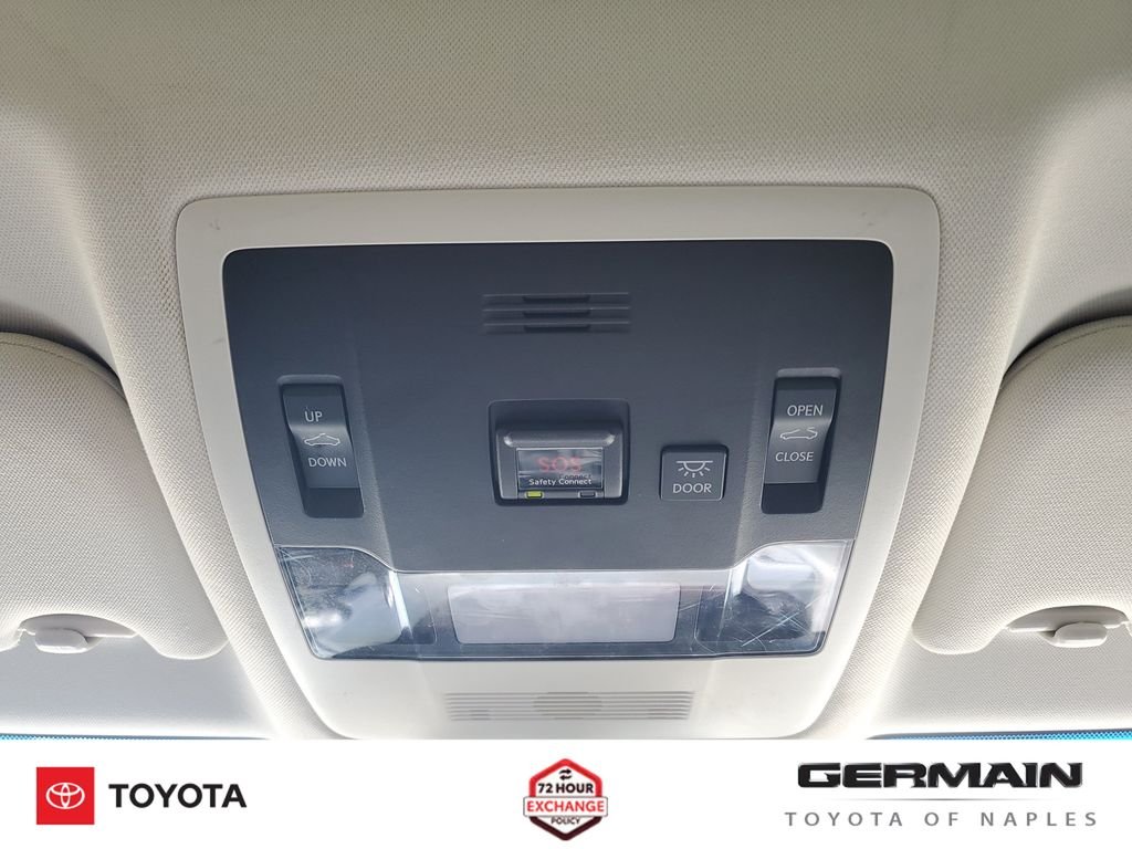 Used 2020 Gray Lexus 300h image 35