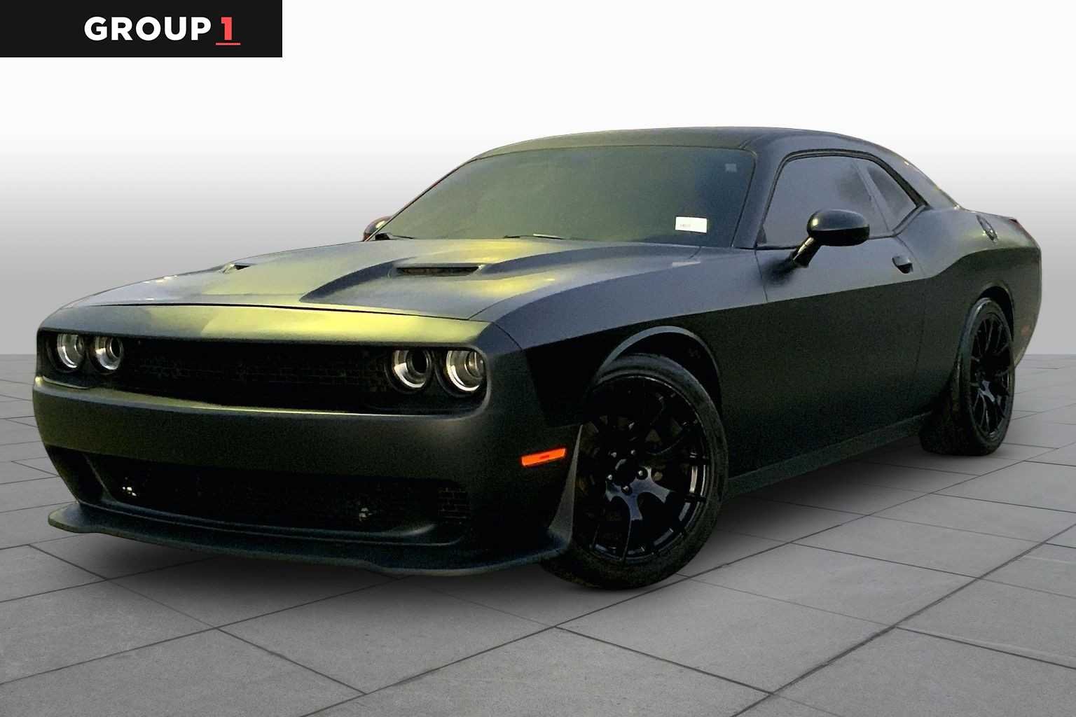 2020 Dodge Challenger SXT Auto's photo