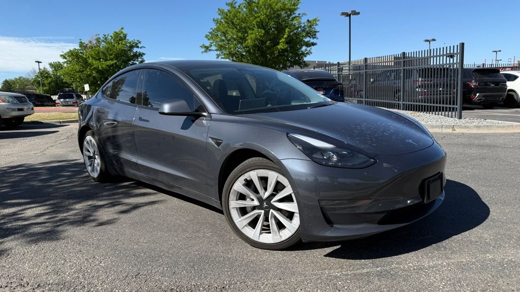 2022 Tesla Model 3 Long Range Dual Motor All-Wheel Drive's photo