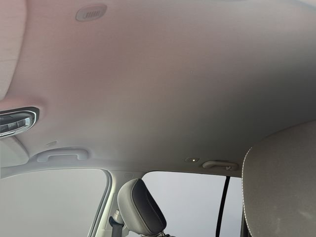 Used 2023 Gray Jeep Laredo image 17