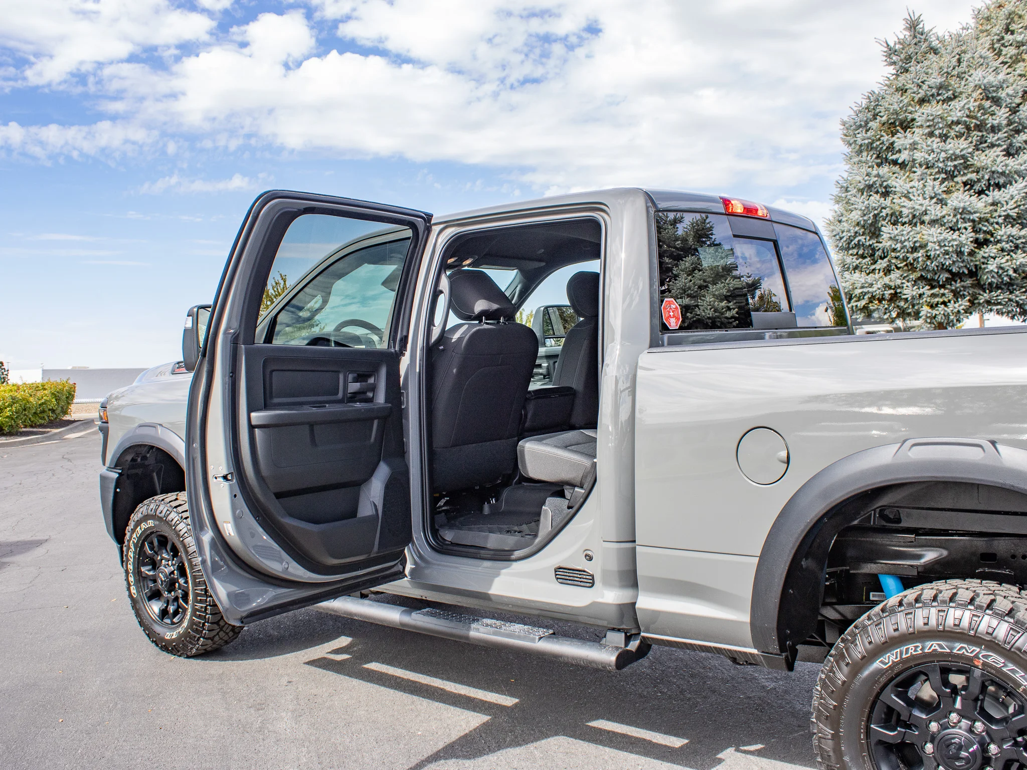 New 2026 Ceramic Gray Clearcoat Ram Tradesman image 12