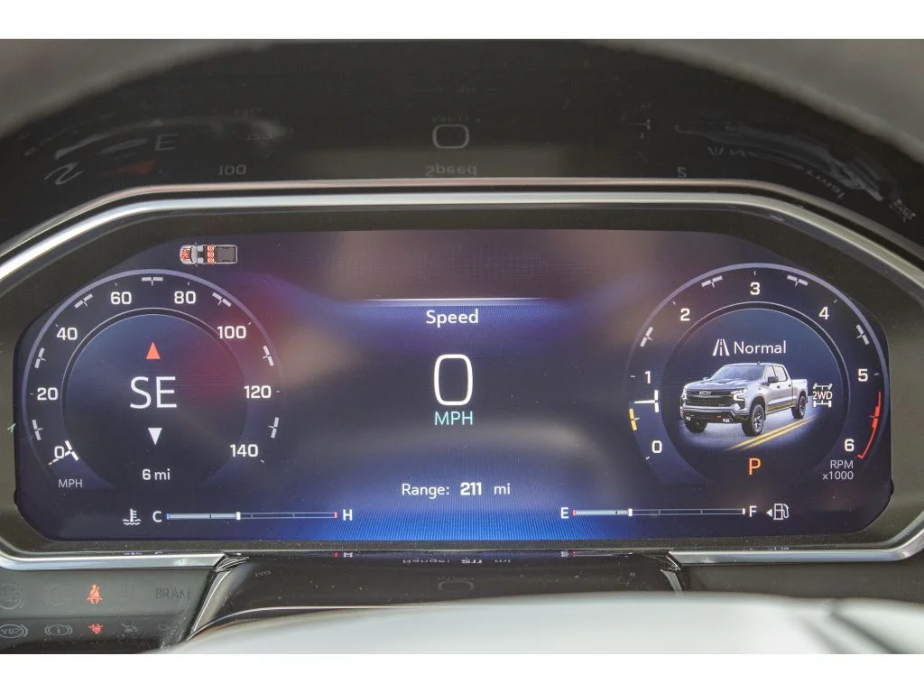 New 2026 Summit White Chevrolet LT Trail Boss image 44