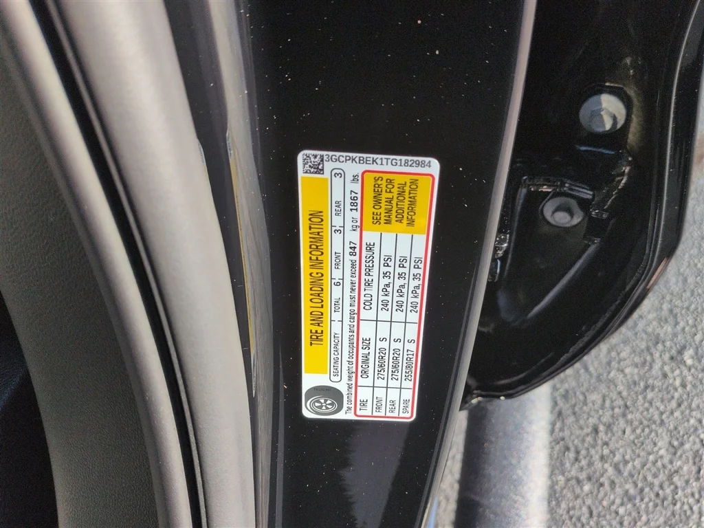 Used 2026 Black Chevrolet Custom image 34