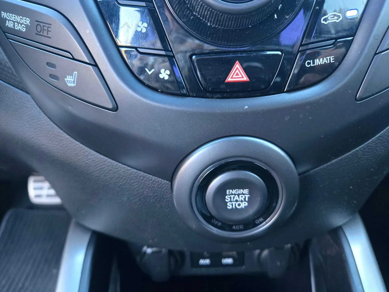 Used 2016  Hyundai Turbo image 18