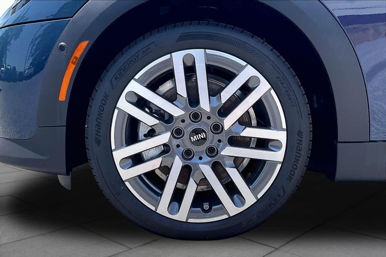 2026 MINI Convertible S - Photo 11