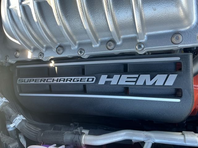 Used 2022 Red Dodge SRT Hellcat image 28