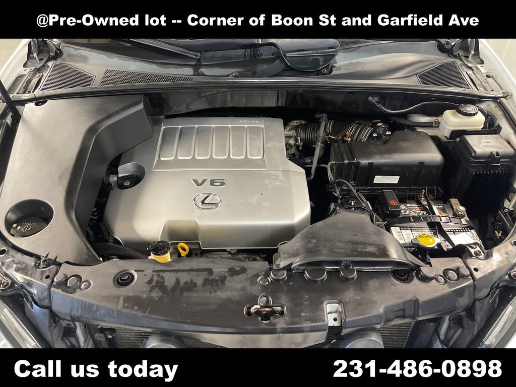 Used 2009  Lexus 350 image 9