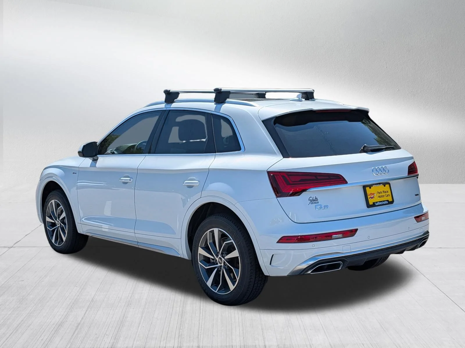 Used 2023 Glacier White Metallic Audi S line Premium Plus image 5