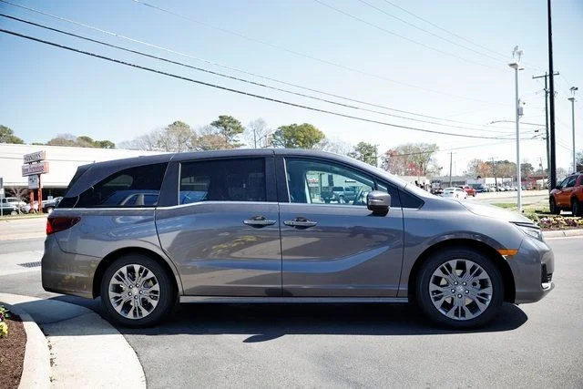 2026 Honda Odyssey Touring - Photo 15