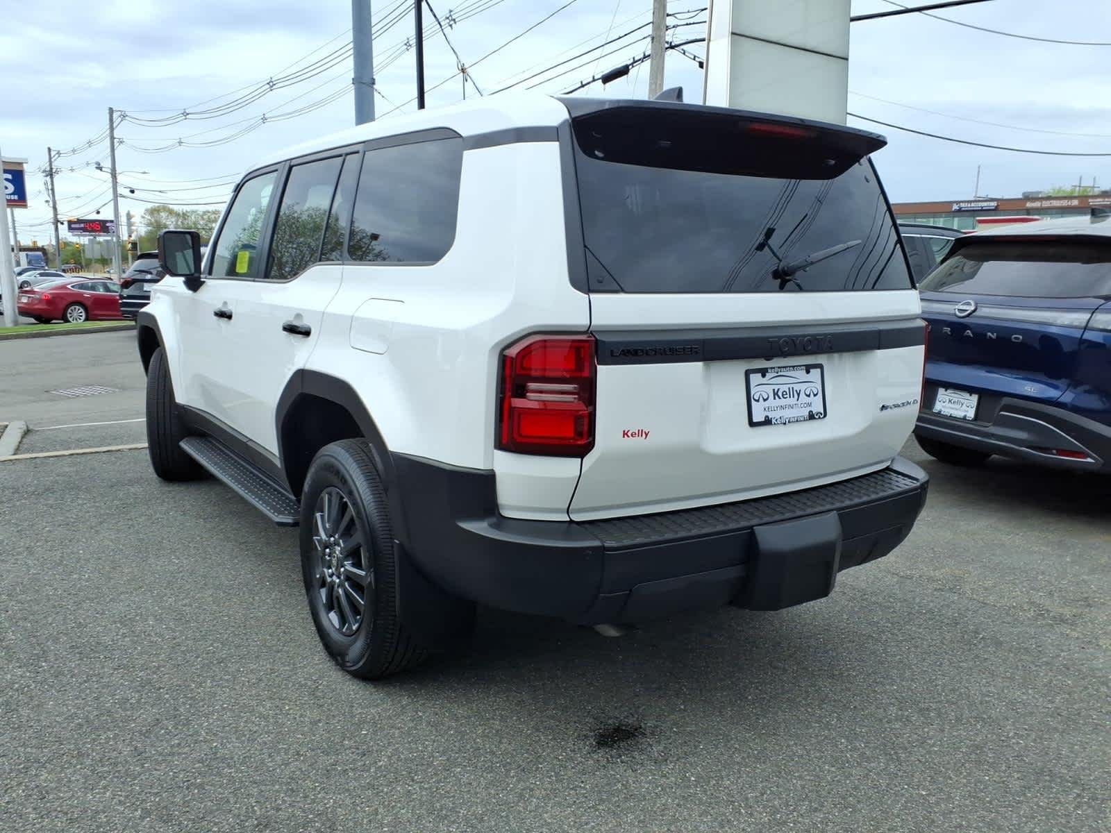 Used 2025 Ice Cap Toyota 1958 image 6
